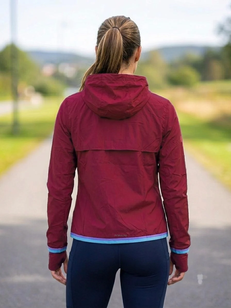 Aero Run Windbreaker - Burgundy - back