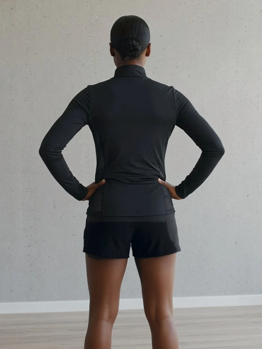 Aero Run Tempo Top - Black - back